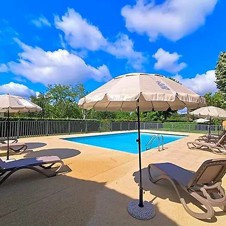Domaine Jolidetour Climatise, Piscine Et Tennis Prives Hotel